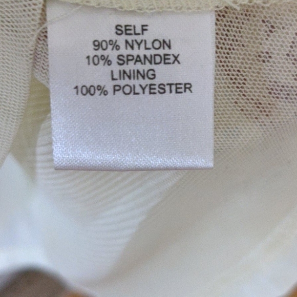 Anthropologie Hazel lace bell sleeved top - Picture 5 of 9